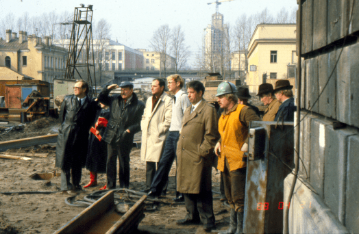 Lights Out, Comrades